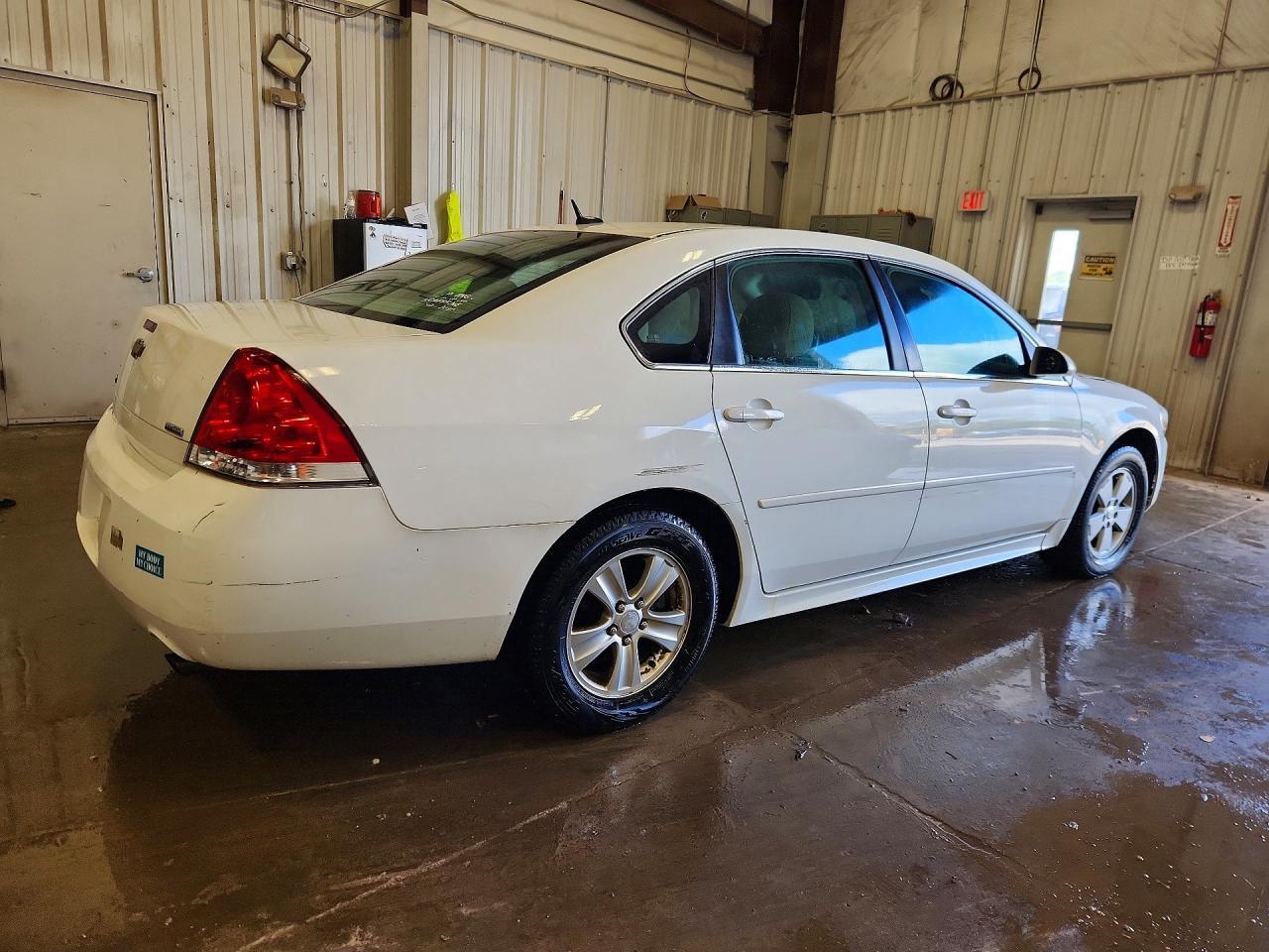 2014 Chevrolet Impala Limited Ls - zdjęcie 3