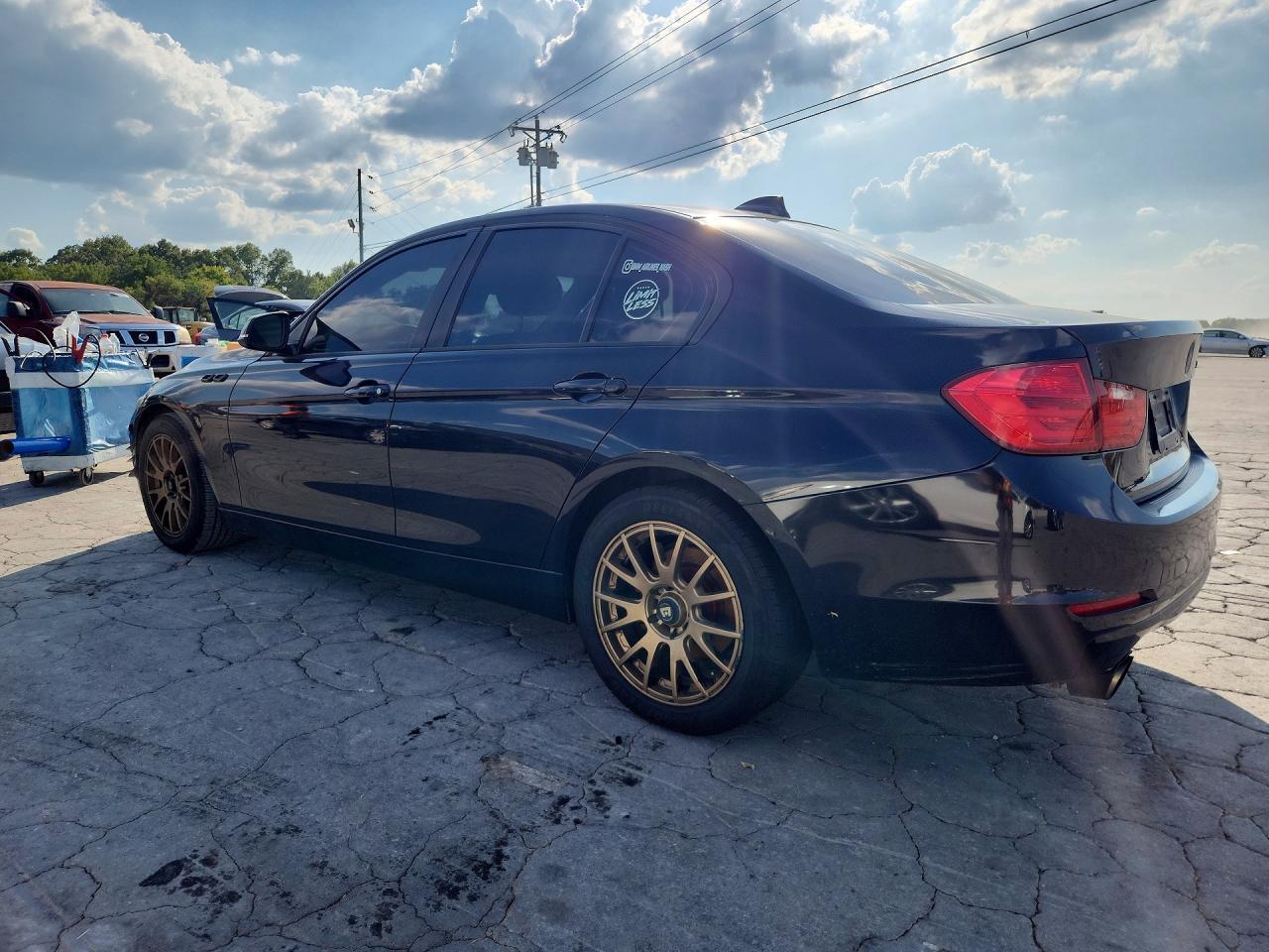 BMW Seria 3 - zdjęcie 2