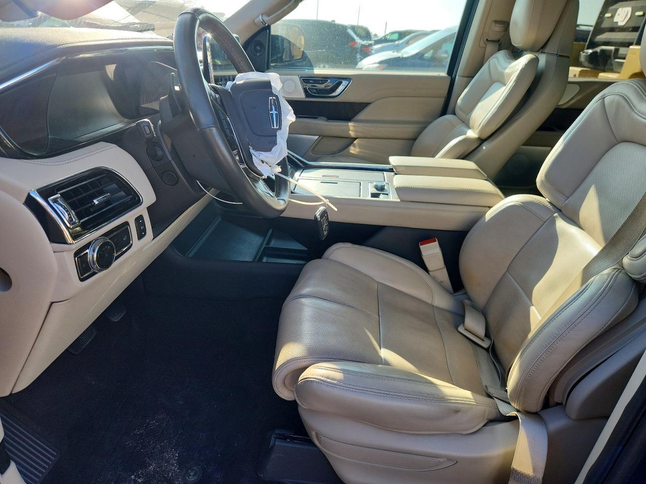 2020 Lincoln Navigator Reserve - zdjęcie 7
