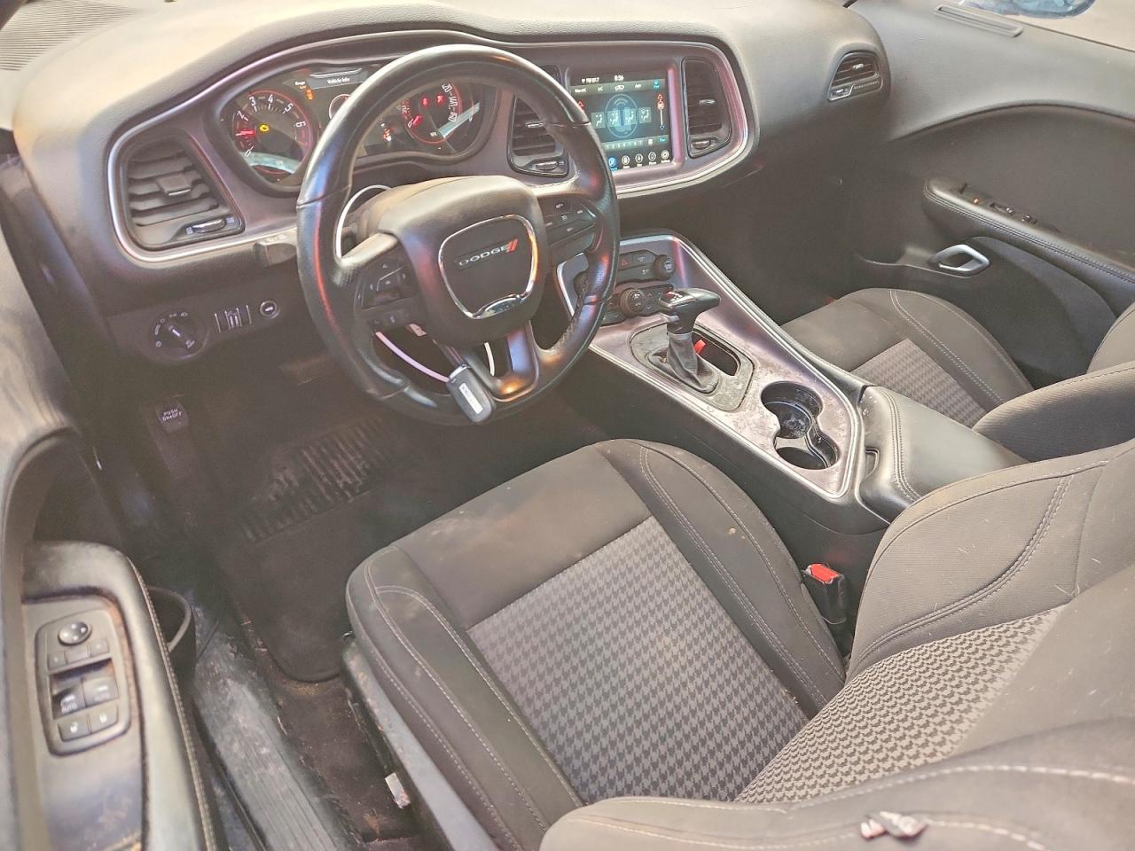 2018 Dodge Challenger Sxt - zdjęcie 8