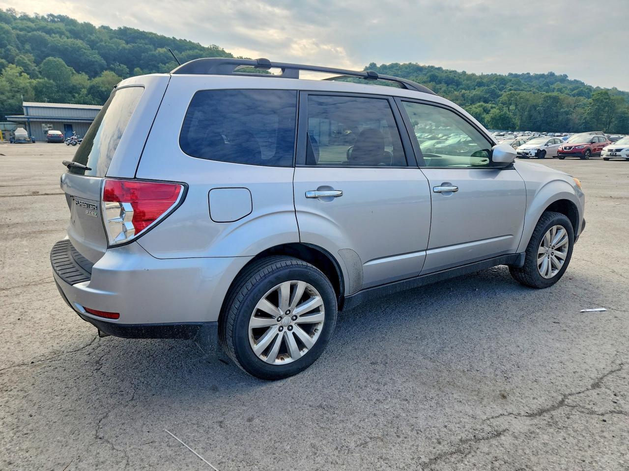 2013 Subaru Forester Limited - zdjęcie 3