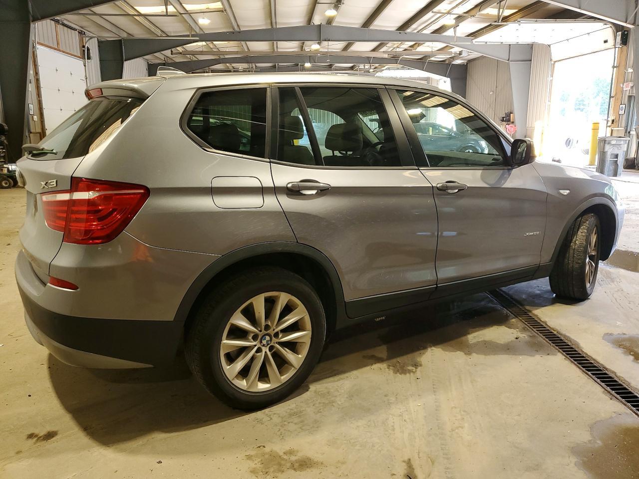 2013 BMW X3 xDrive28I - zdjęcie 3
