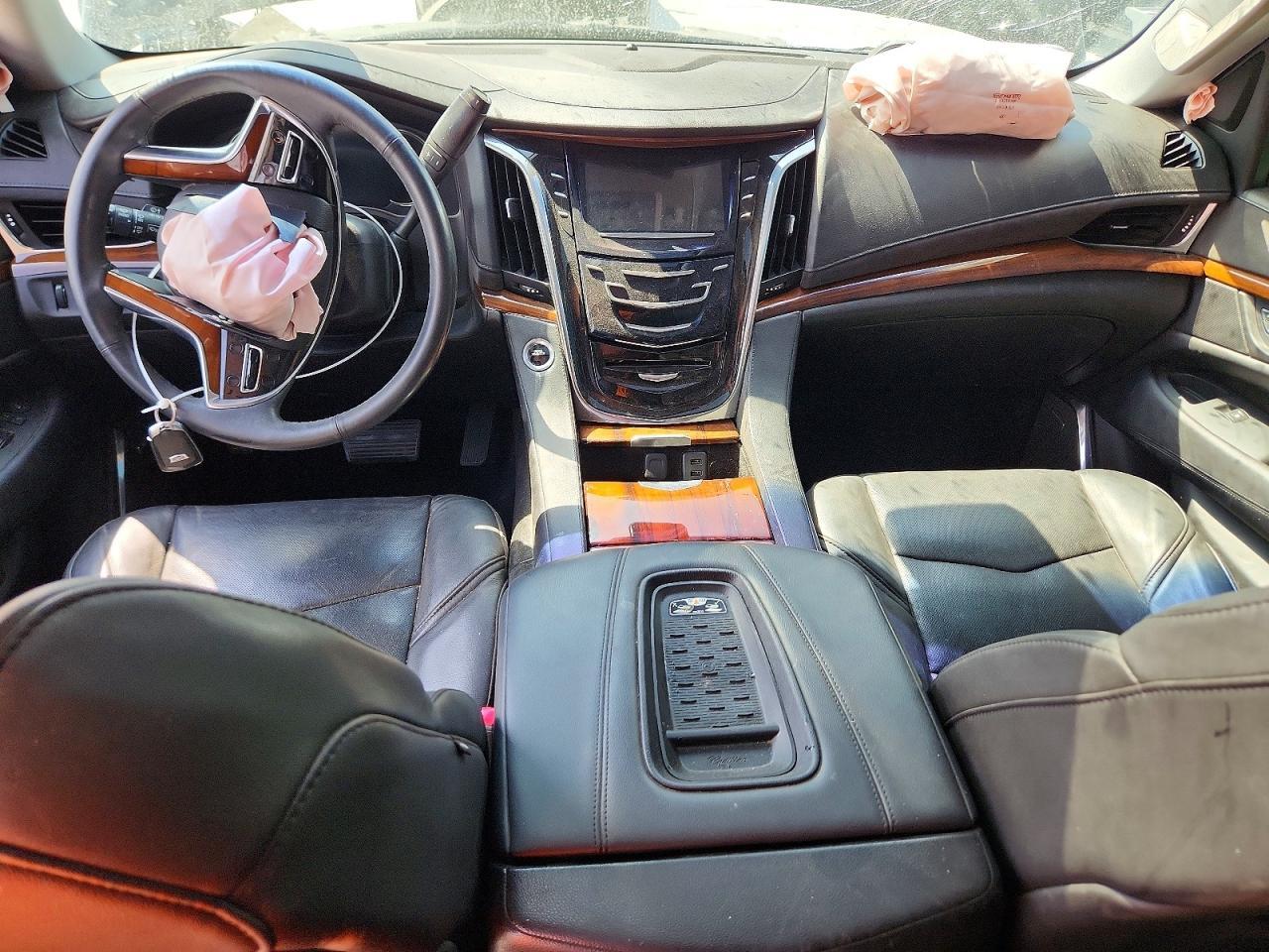 2017 Cadillac Escalade Luxury - zdjęcie 8