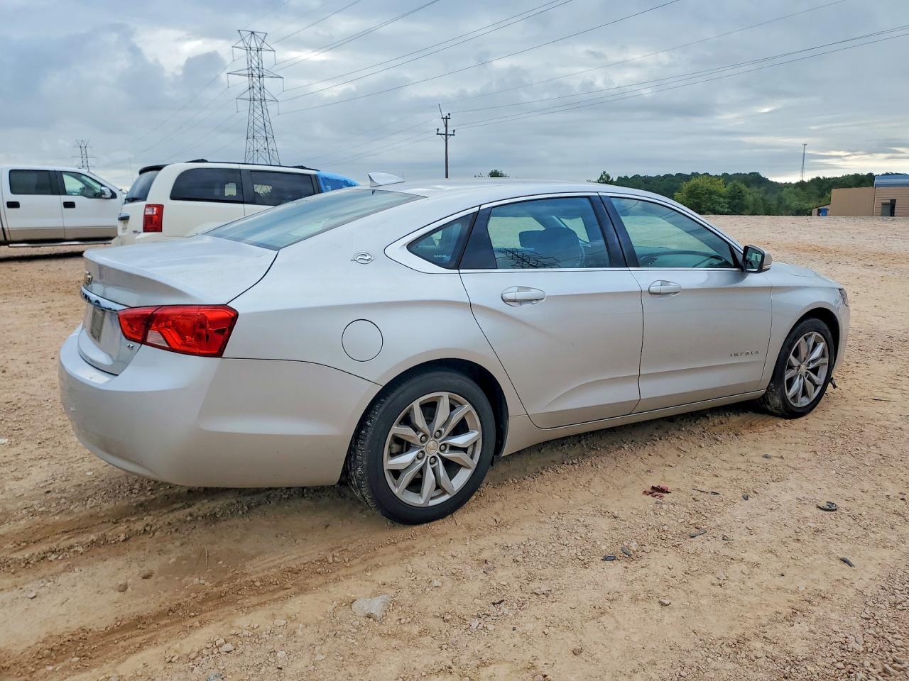 2016 Chevrolet Impala Lt - zdjęcie 3