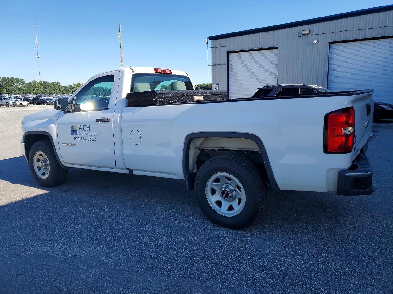 2016 GMC Sierra C1500 - zdjęcie 2
