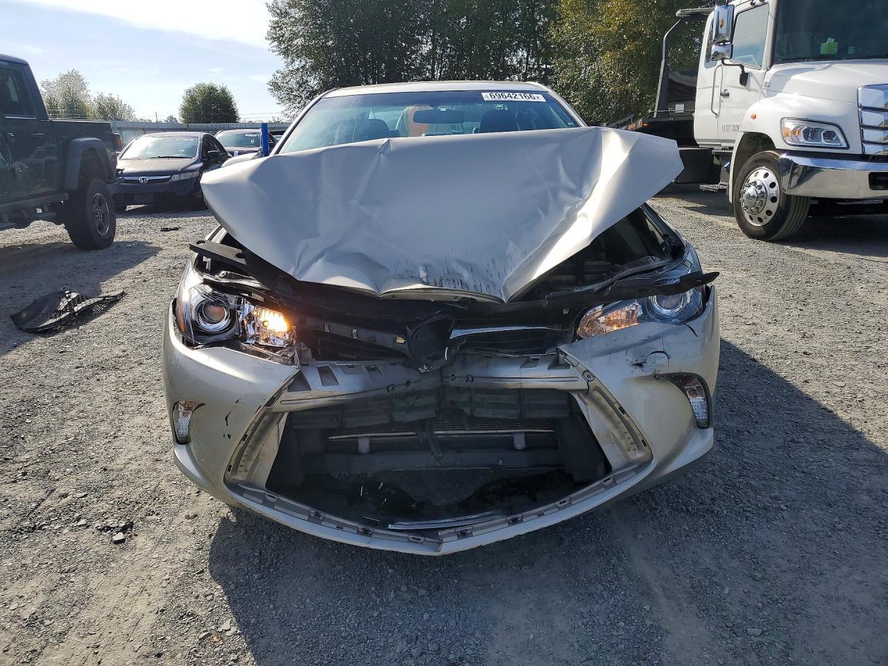 2017 Toyota Camry Se - zdjęcie 5