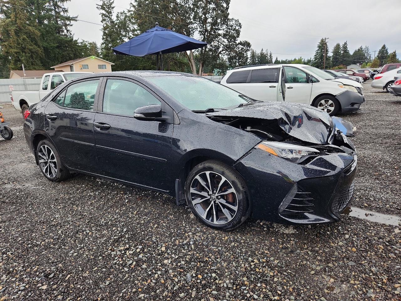 2017 Toyota Corolla Se - zdjęcie 4