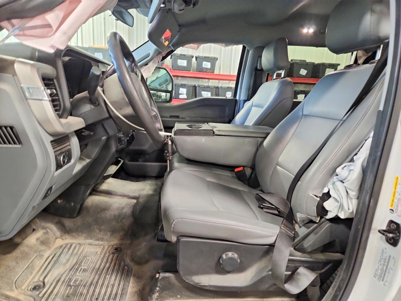 2024 Ford F250 Super Duty - zdjęcie 7