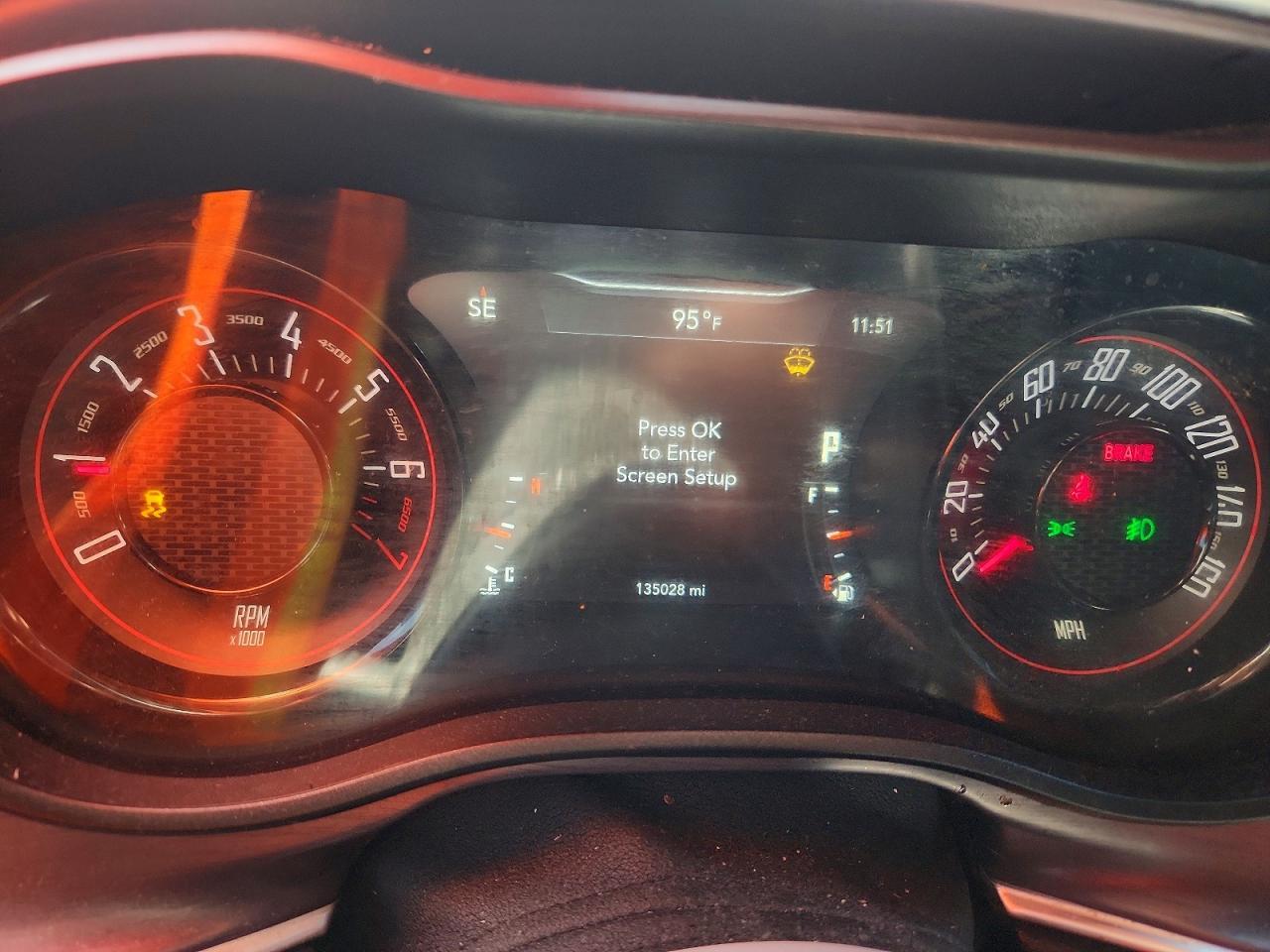 2017 Dodge Challenger Sxt - zdjęcie 9