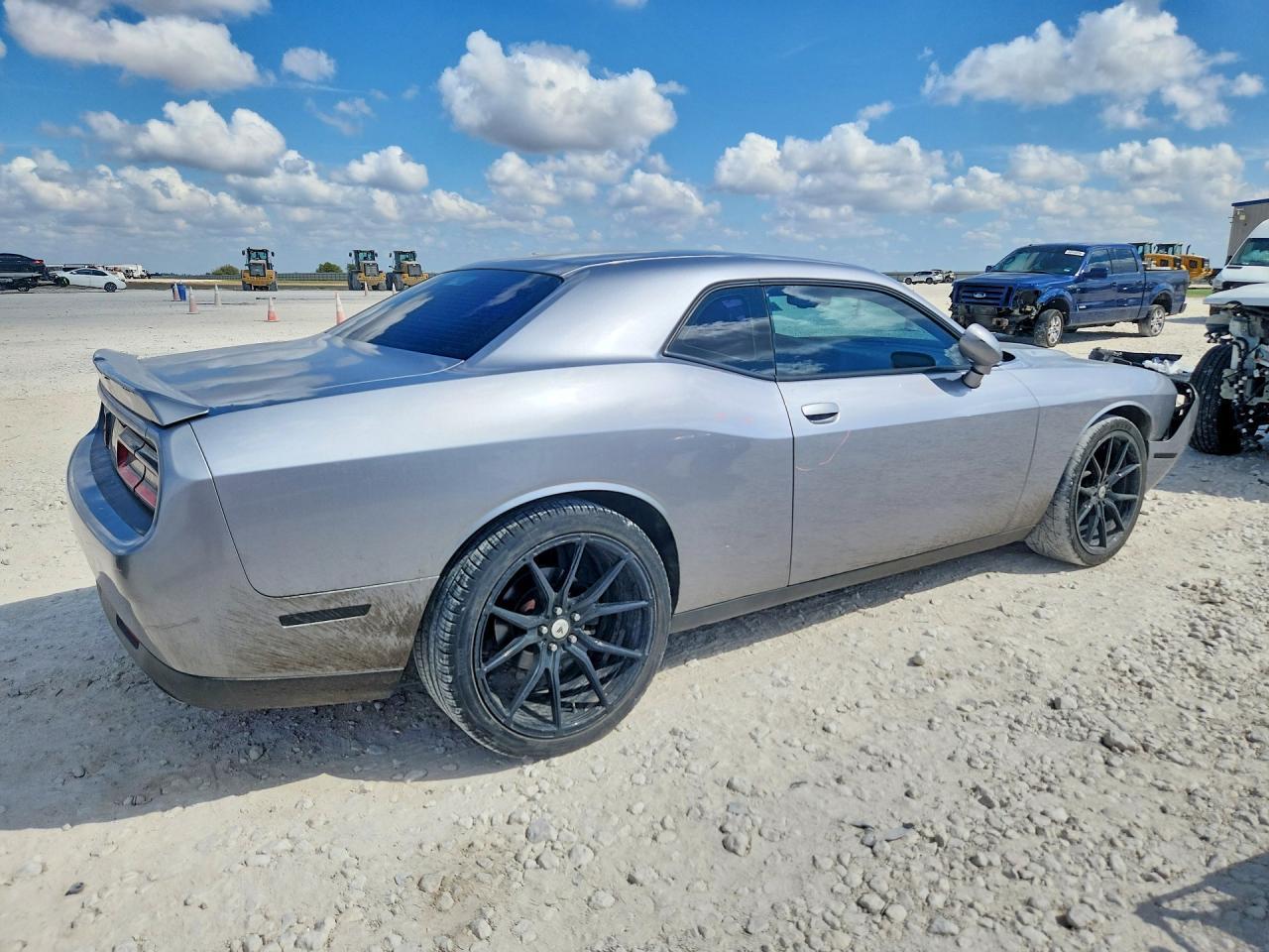 2016 Dodge Challenger Sxt - zdjęcie 3