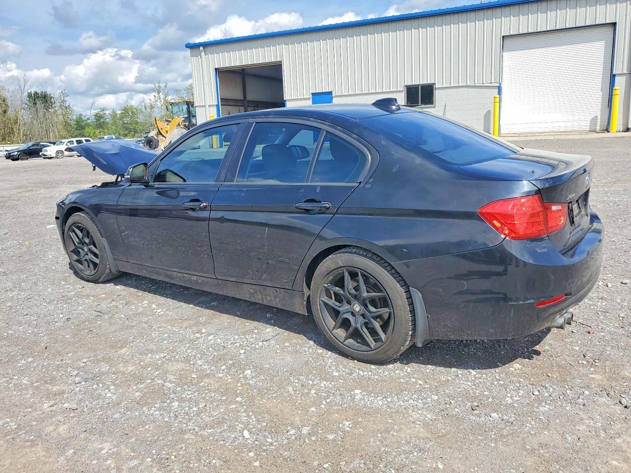 2014 BMW Seria 3 328i - zdjęcie 2