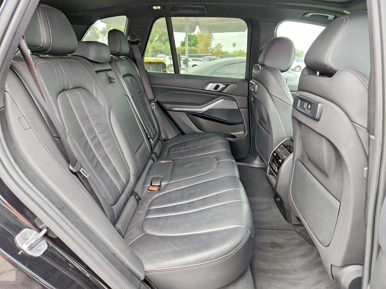 2019 BMW X5 xDrive40I - zdjęcie 11