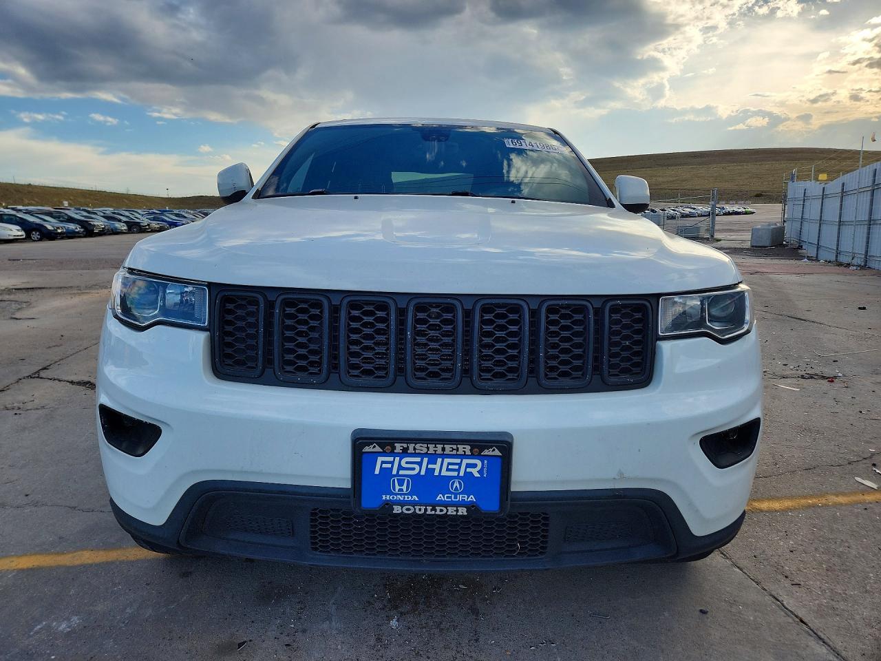 2017 Jeep Grand Cherokee Laredo - zdjęcie 5