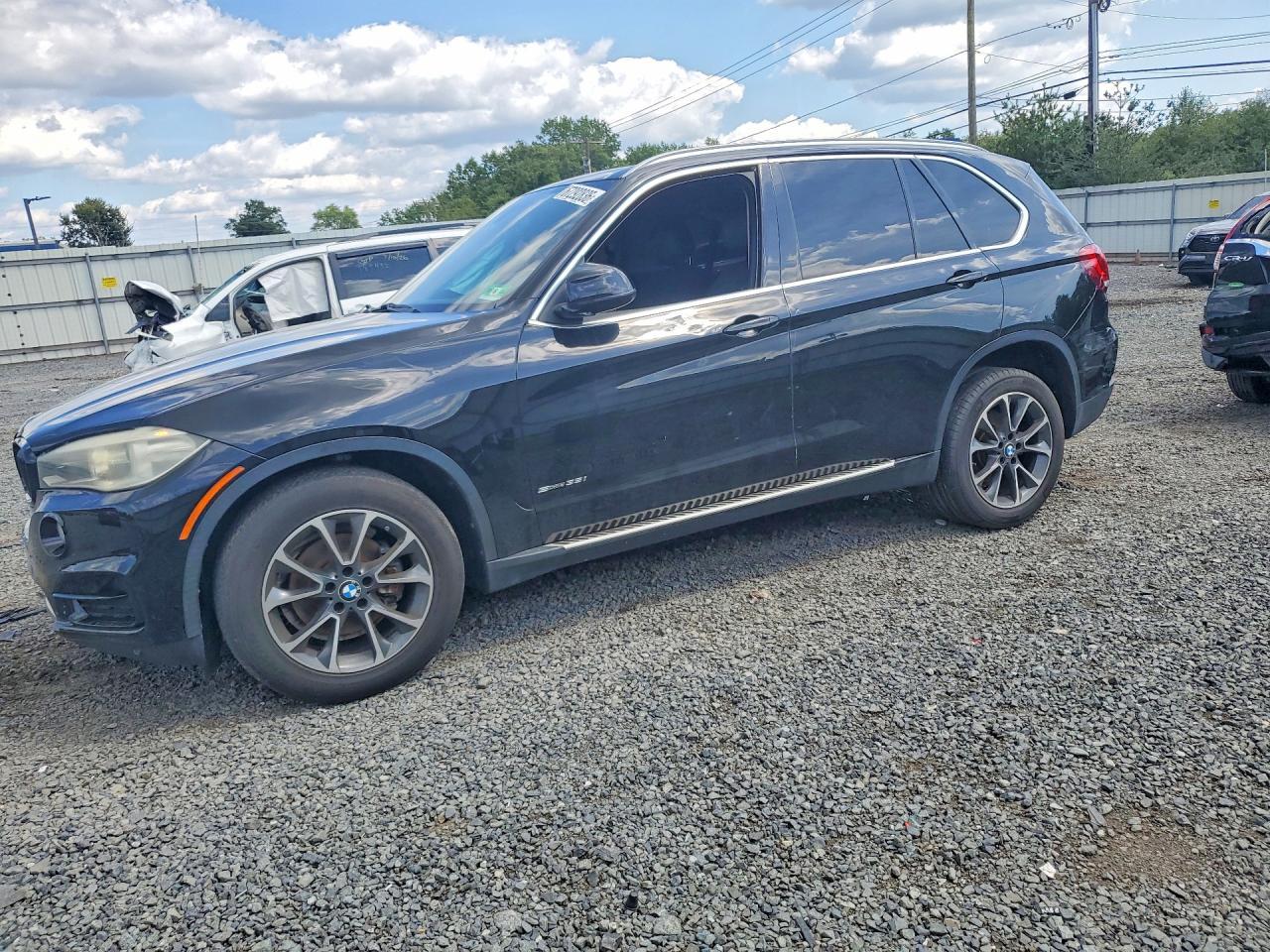 2015 BMW X5 Sdrive35I - zdjęcie główne