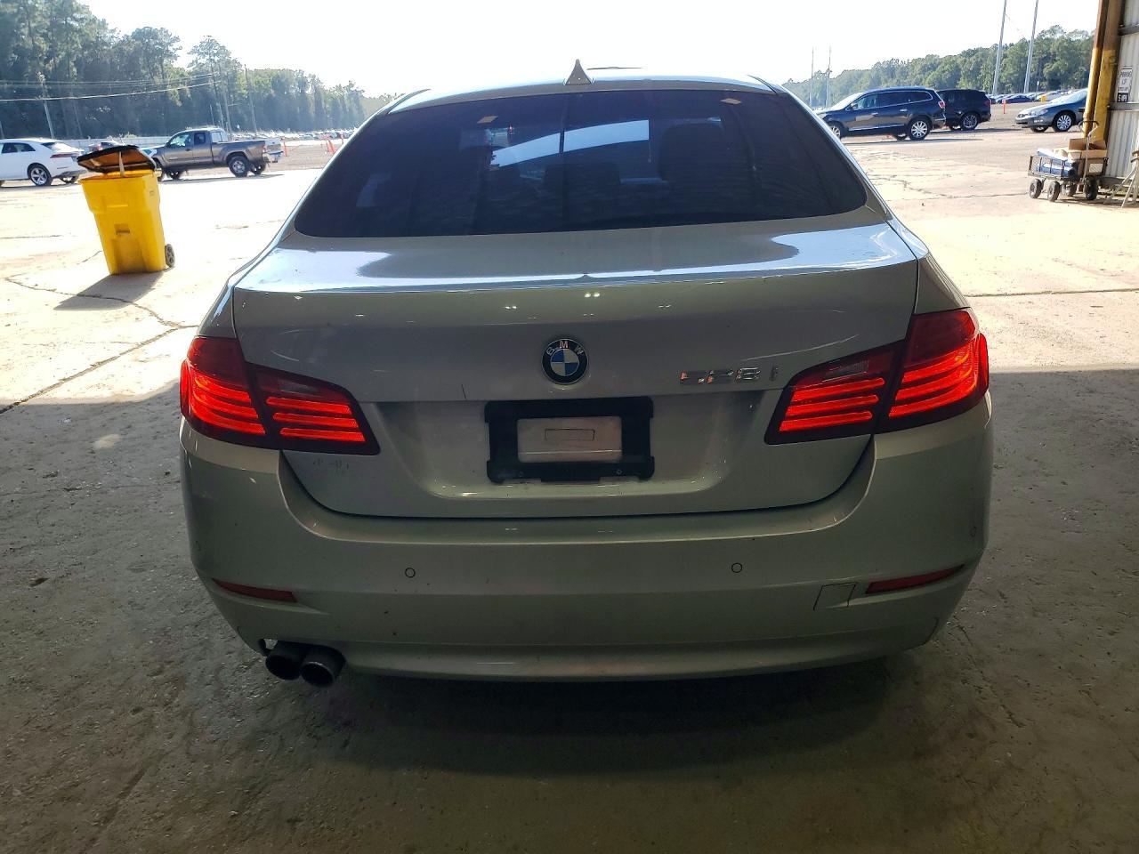 2014 BMW 528 I - zdjęcie 6