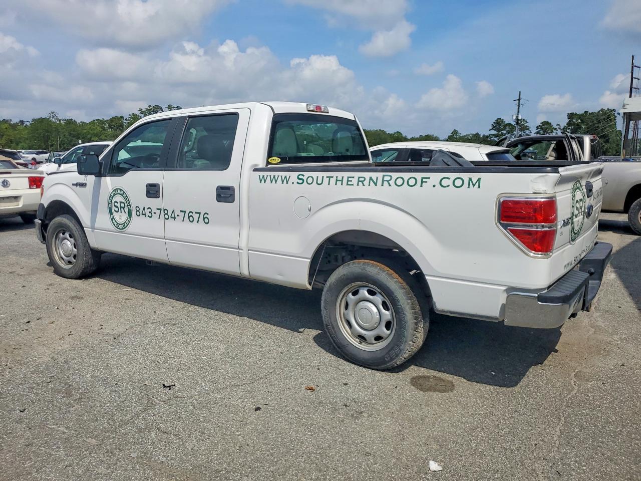 2014 Ford F150 Supercrew - zdjęcie 2