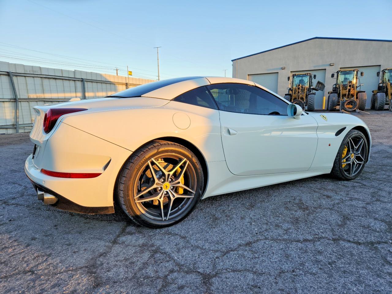 2015 Ferrari California T - zdjęcie 3