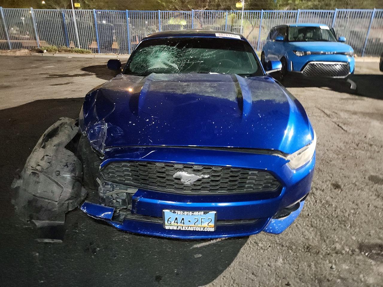 2017 Ford Mustang - zdjęcie 5