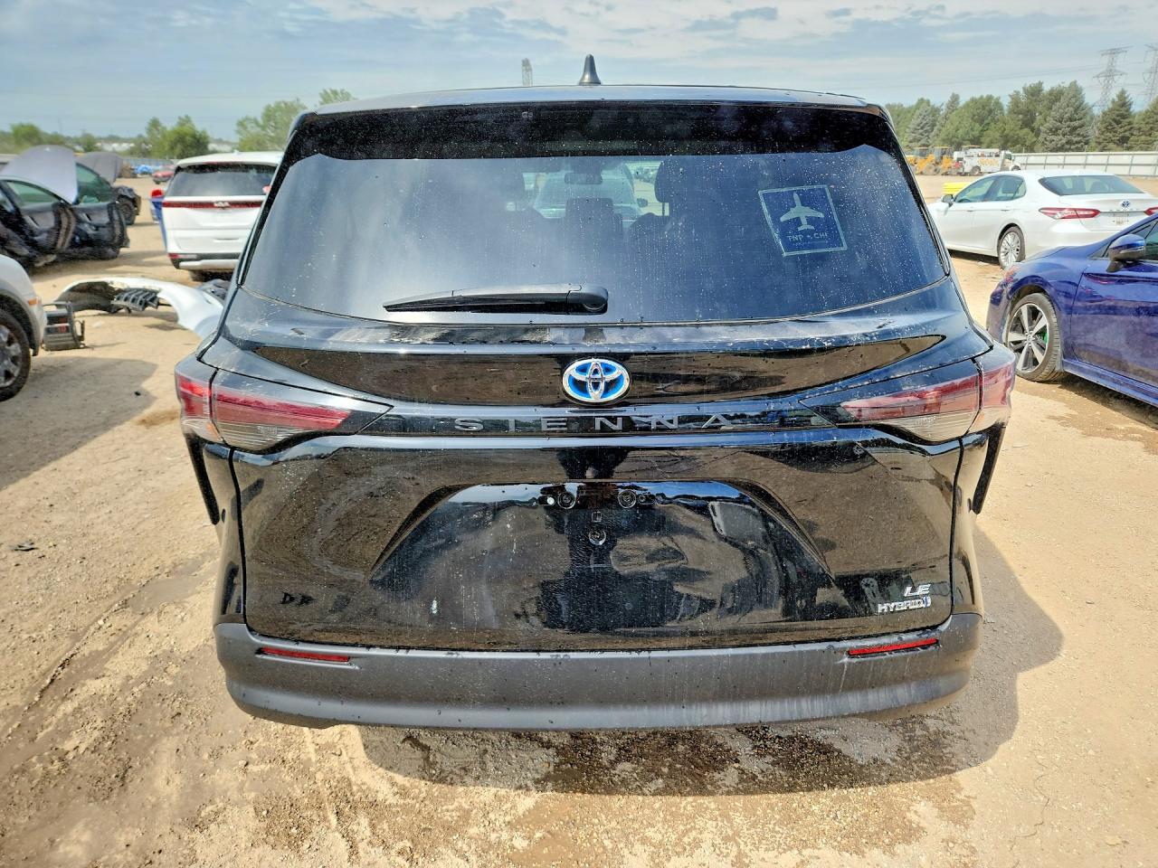 2023 Toyota Sienna Le - zdjęcie 6