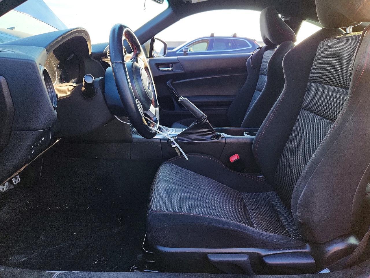 2017 Subaru Brz 2.0 Premium - zdjęcie 7