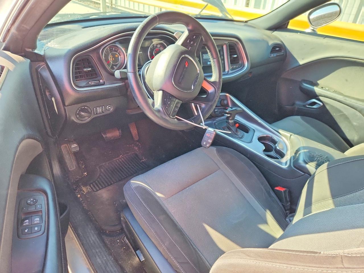 2015 Dodge Challenger Sxt - zdjęcie 8