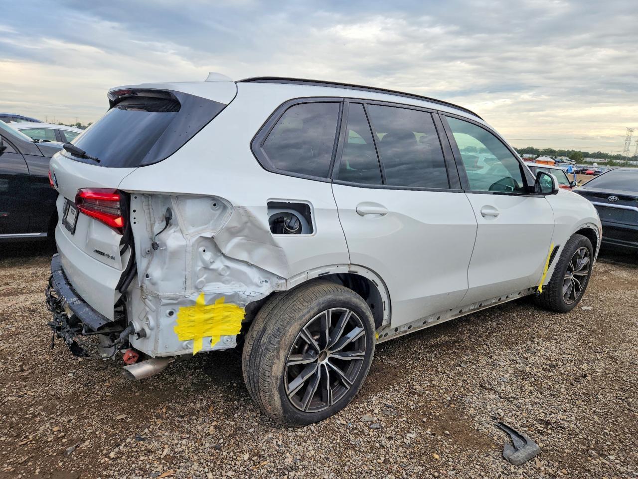 2022 BMW X5 xDrive40I - zdjęcie 3