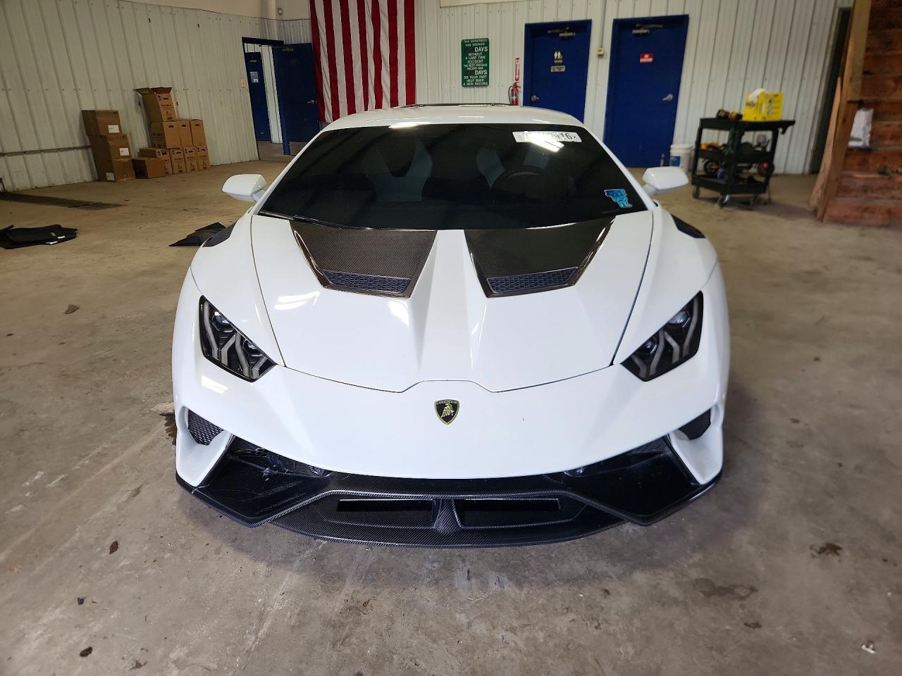 2015 Lamborghini Huracan - zdjęcie 5