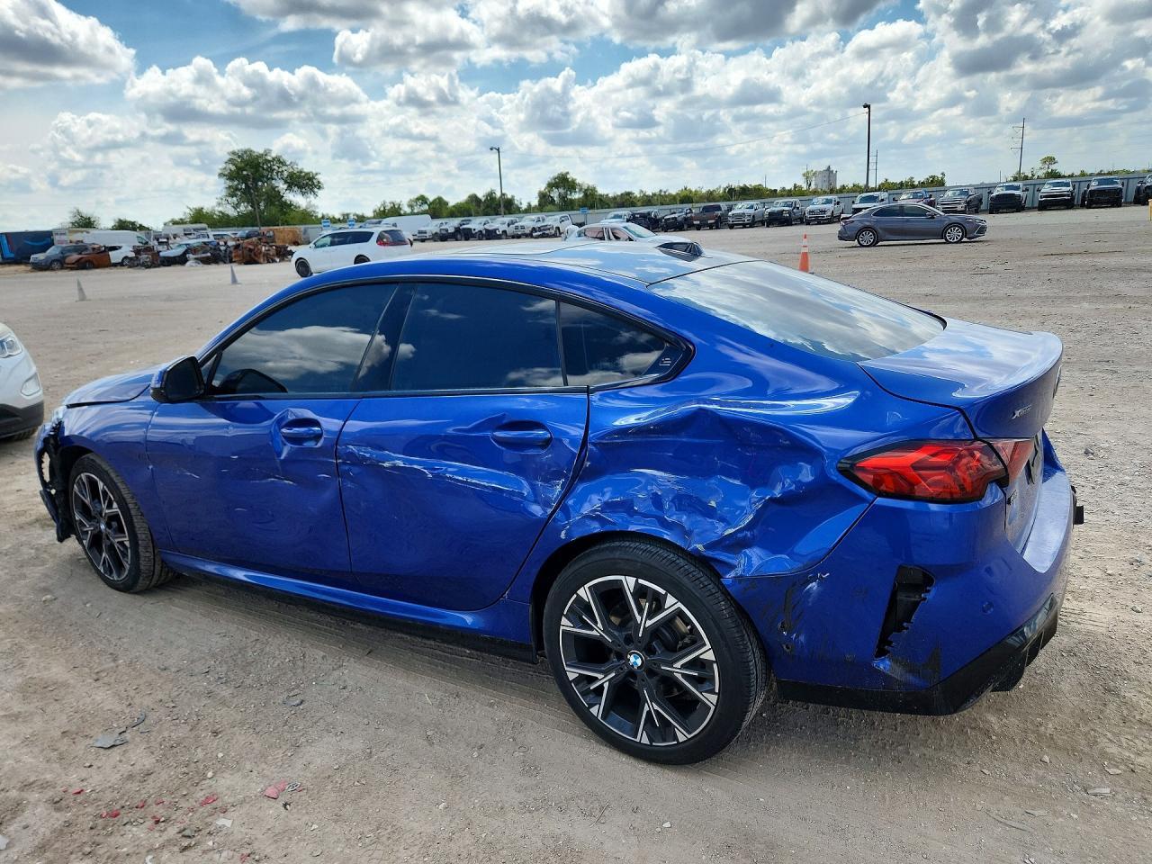 2025 BMW Seria 2 228i - zdjęcie 2