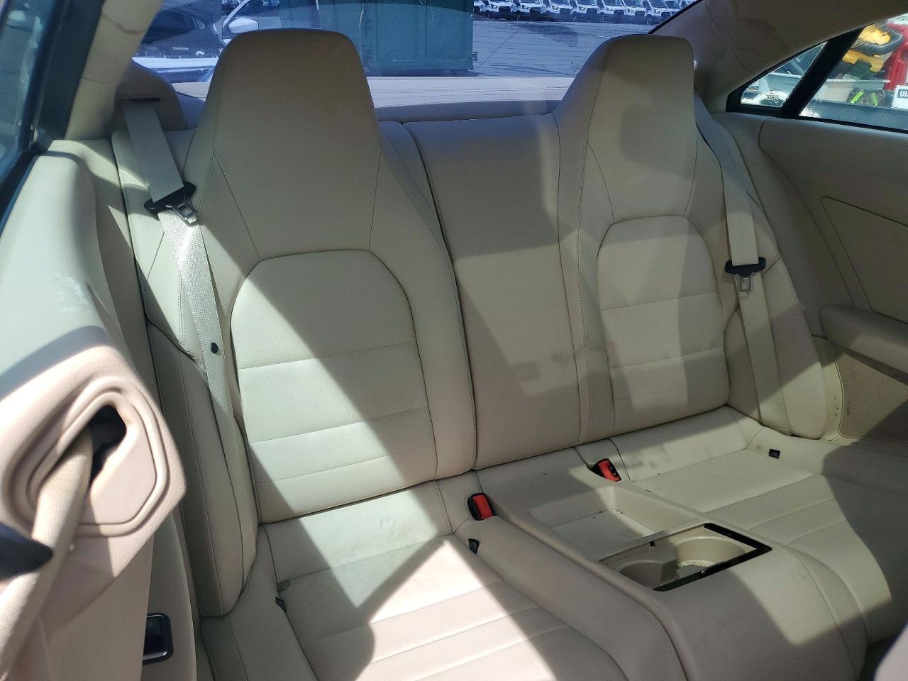 2014 Mercedes-Benz E 350 - zdjęcie 10