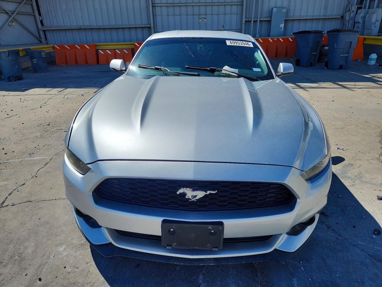 2015 Ford Mustang - zdjęcie 5
