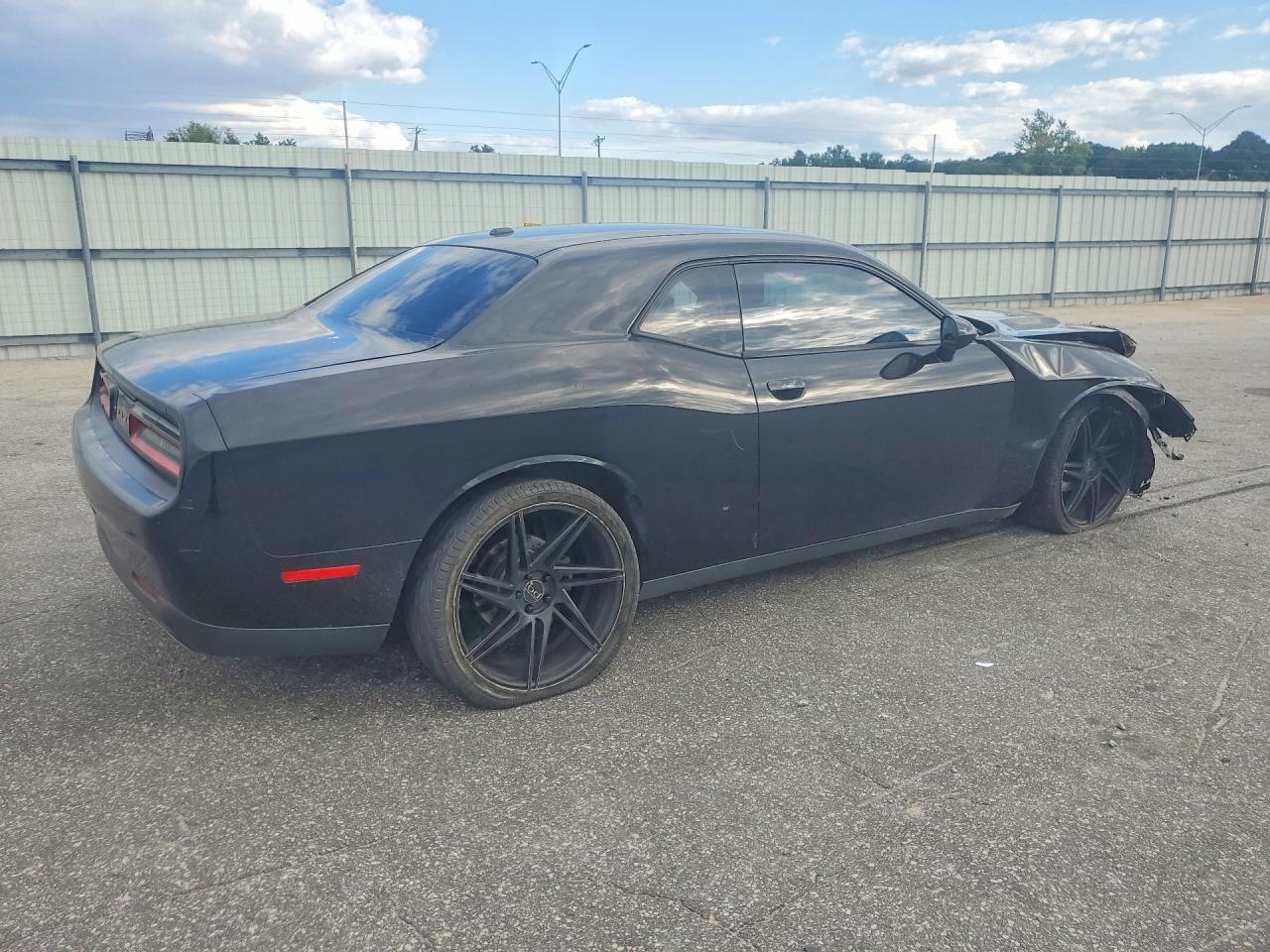 2015 Dodge Challenger Sxt - zdjęcie 3