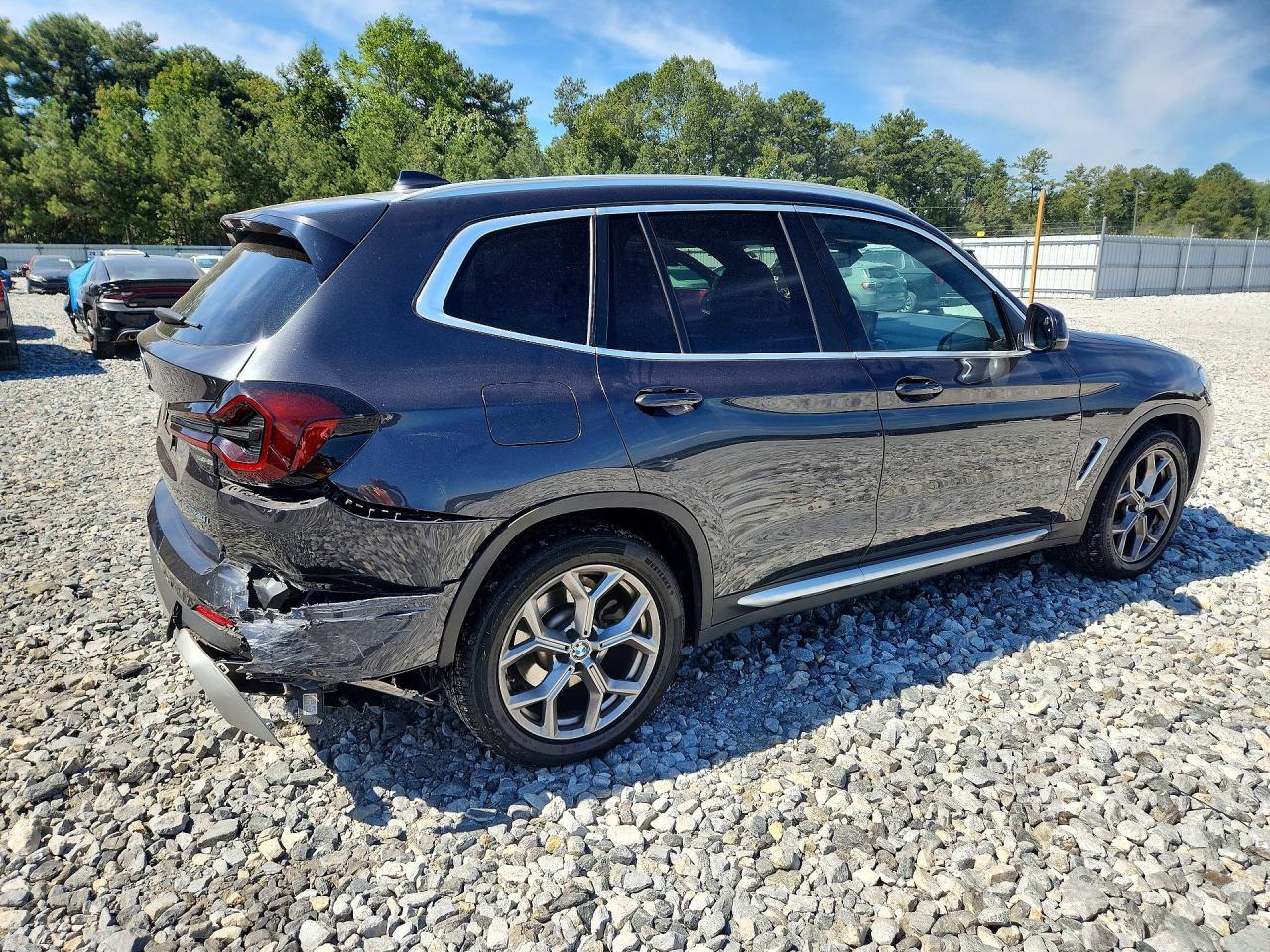 2022 BMW X3 xDrive30I - zdjęcie 3