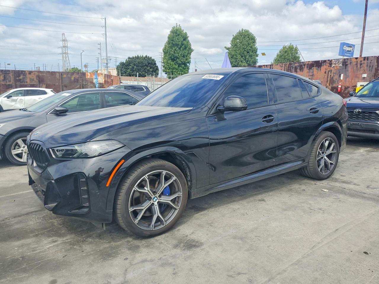 2024 BMW X6 xDrive40I - zdjęcie główne