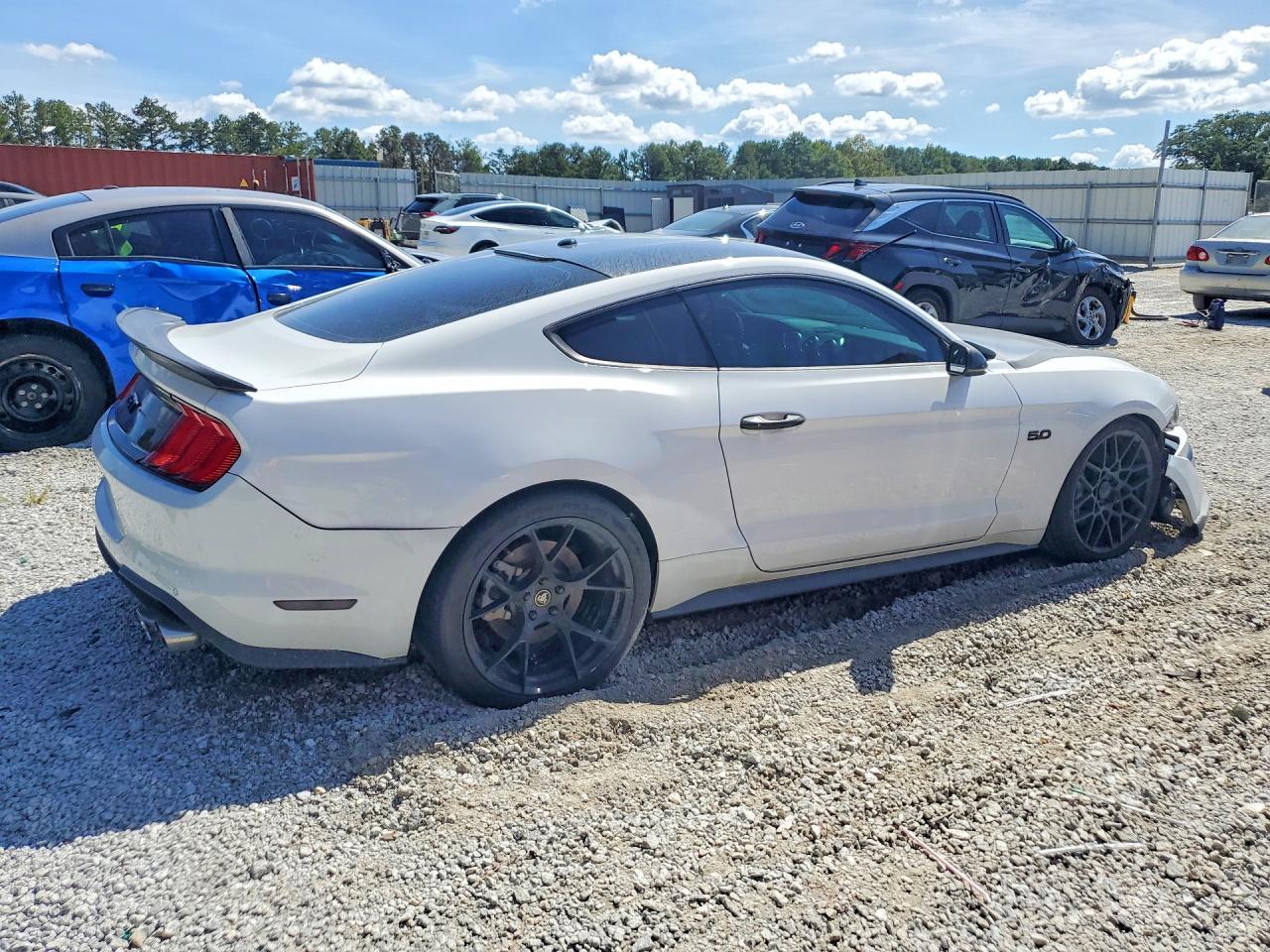 2019 Ford Mustang Gt - zdjęcie 3