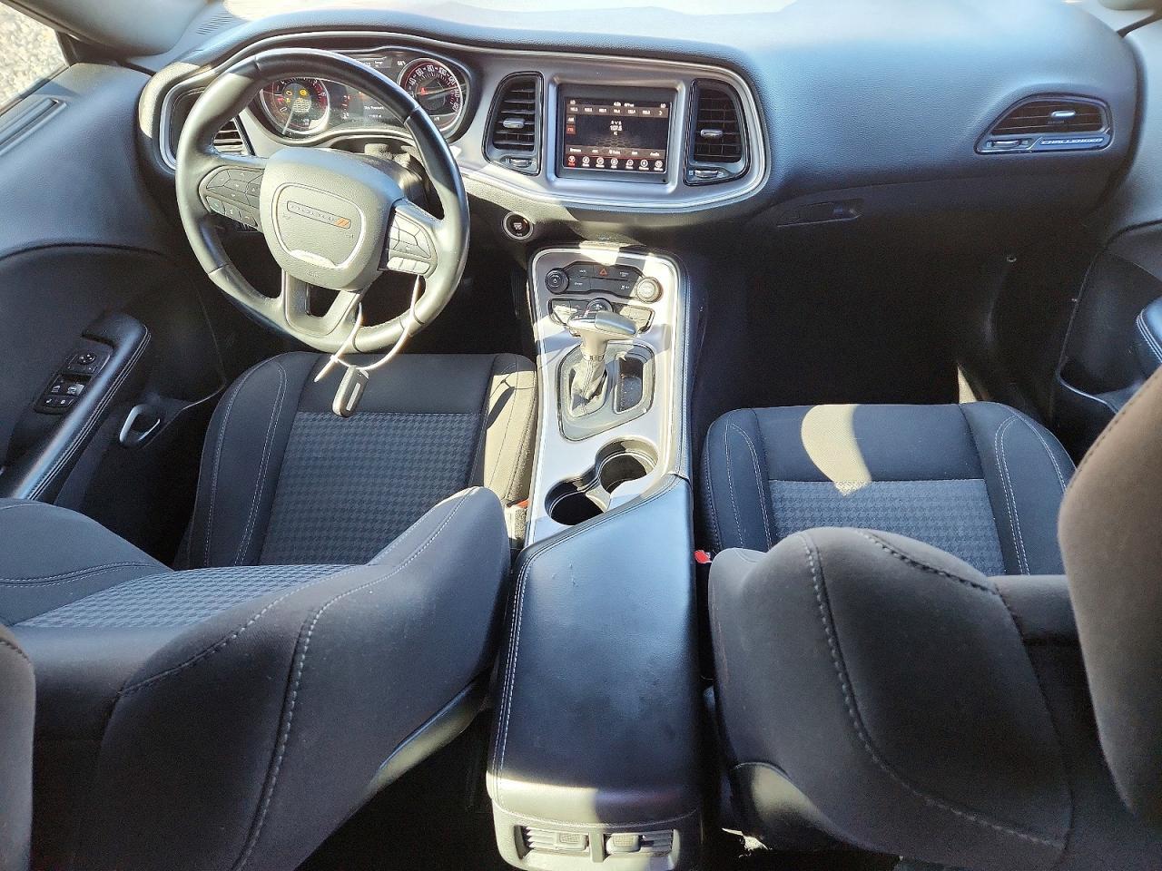 2019 Dodge Challenger Sxt - zdjęcie 8
