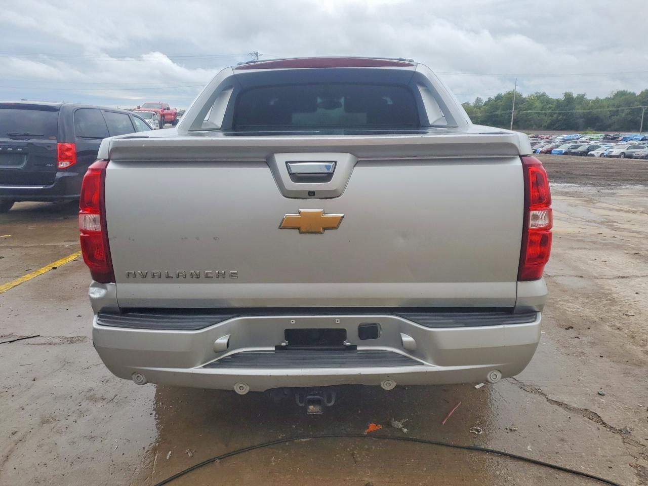2013 Chevrolet Avalanche Ltz - zdjęcie 6