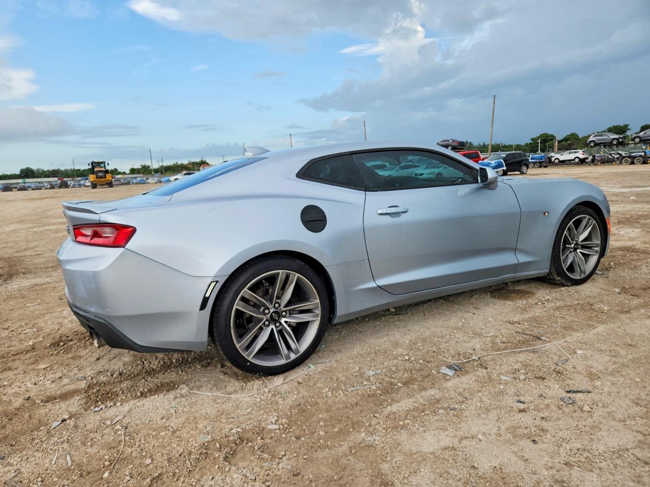 2018 Chevrolet Camaro Lt - zdjęcie 3