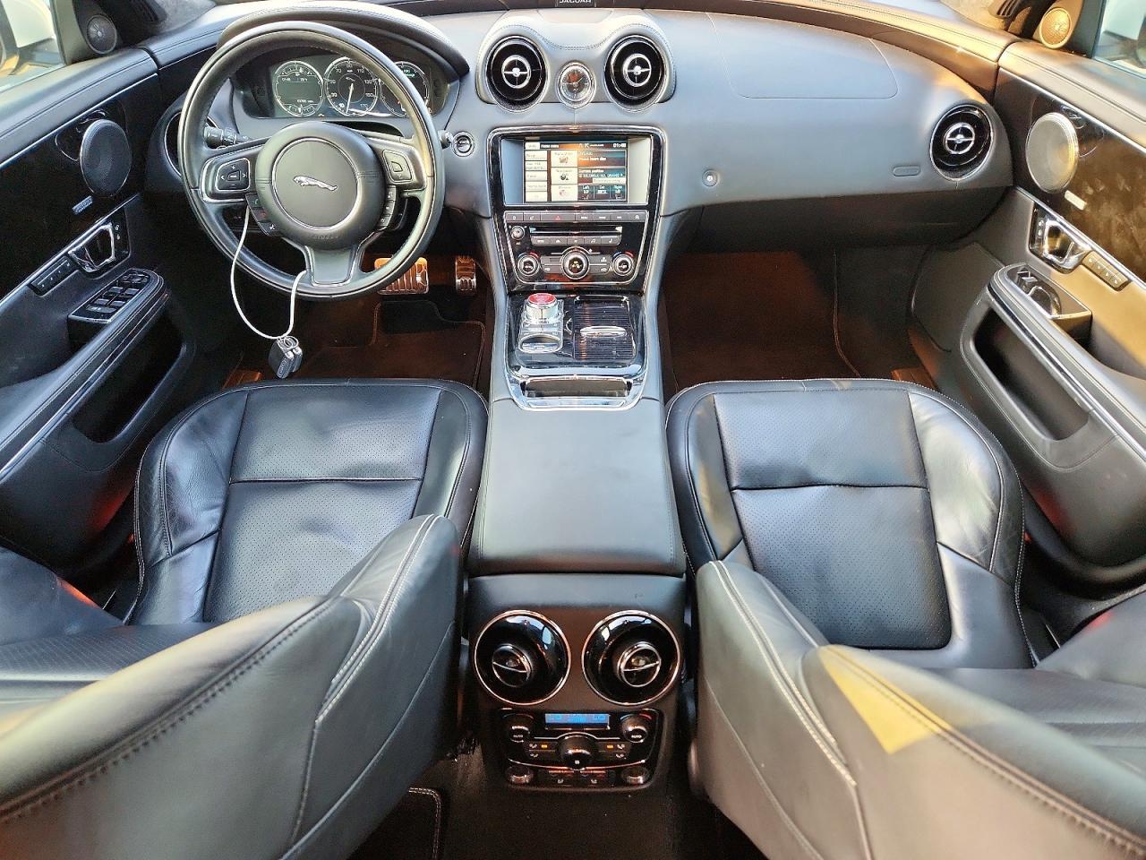 2015 Jaguar Xj - zdjęcie 8