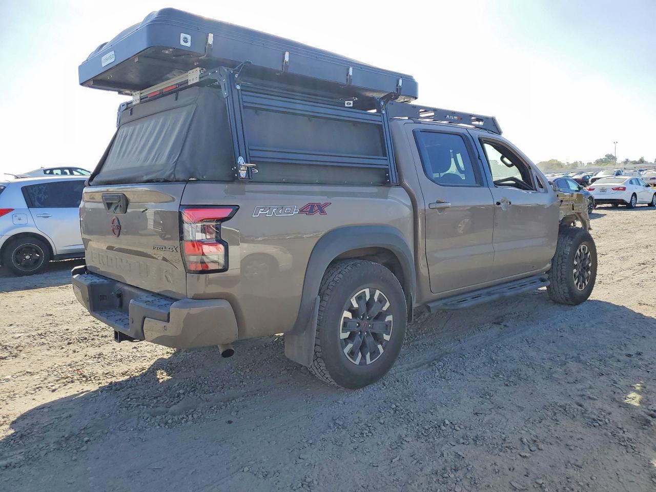 2023 Nissan Frontier Pro-4X - zdjęcie 3