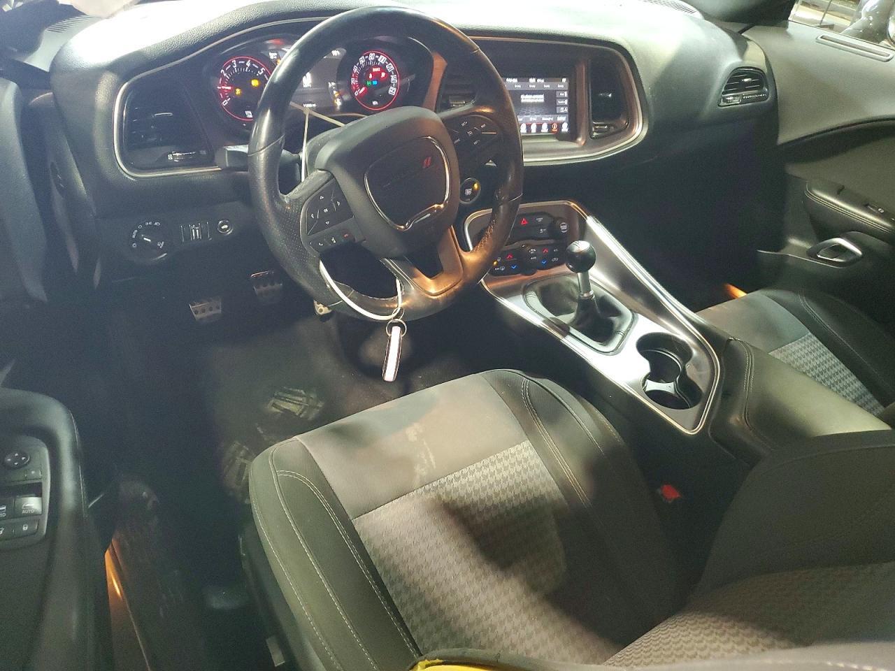 2018 Dodge Challenger R/T - zdjęcie 8
