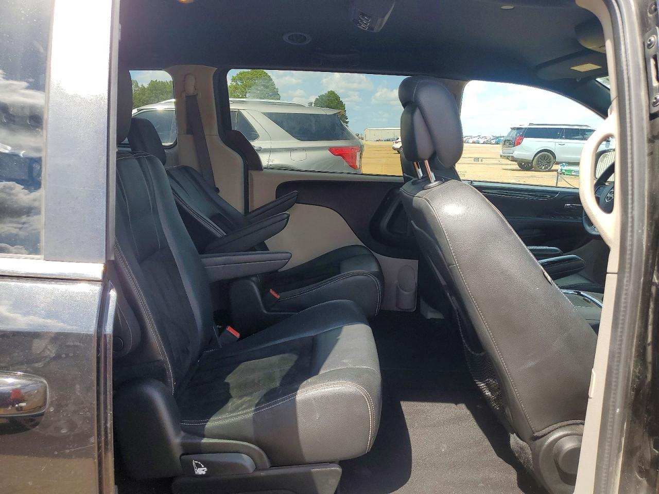 2017 Dodge Grand Caravan Sxt - zdjęcie 11