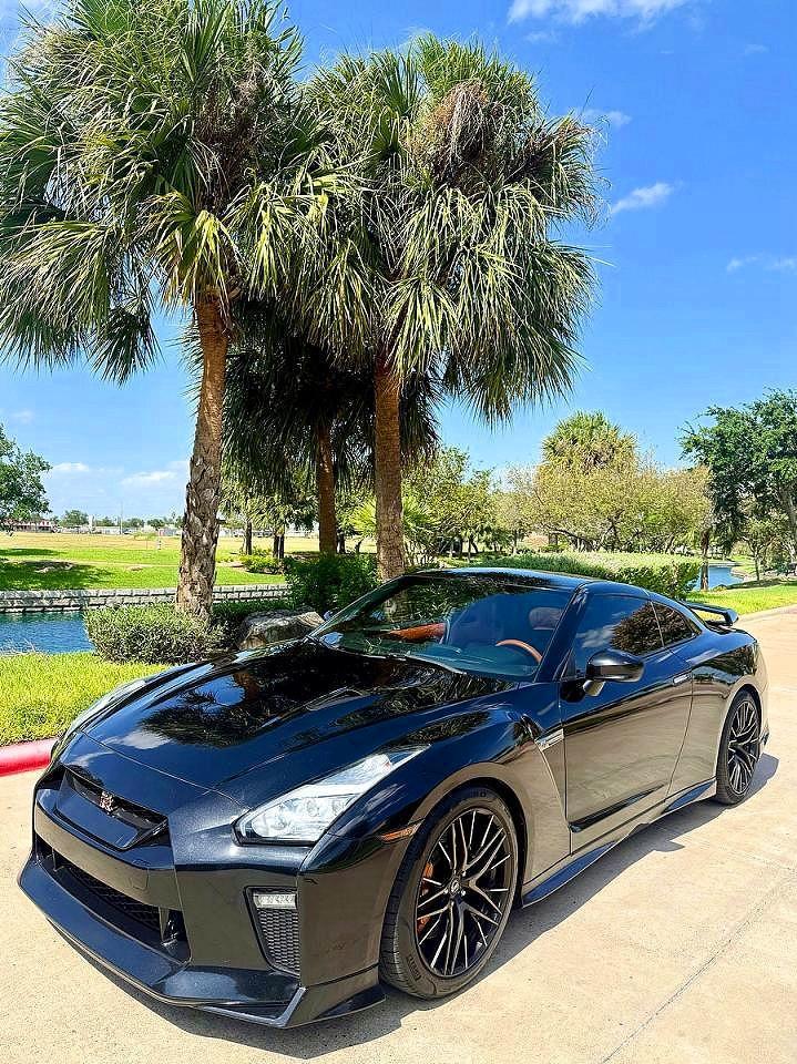 2017 Nissan Gt-R Premium - zdjęcie 2