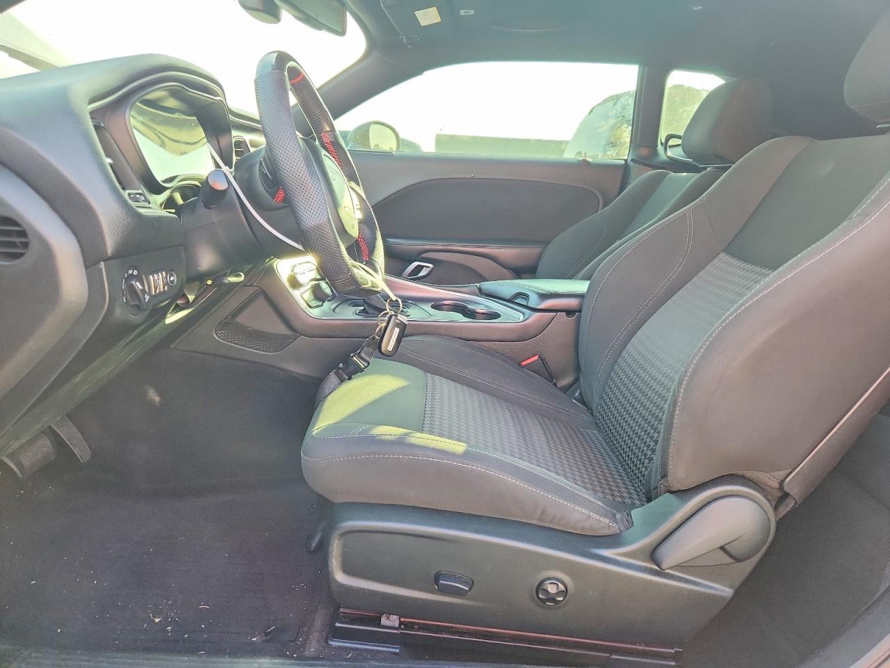 2018 Dodge Challenger Sxt - zdjęcie 7