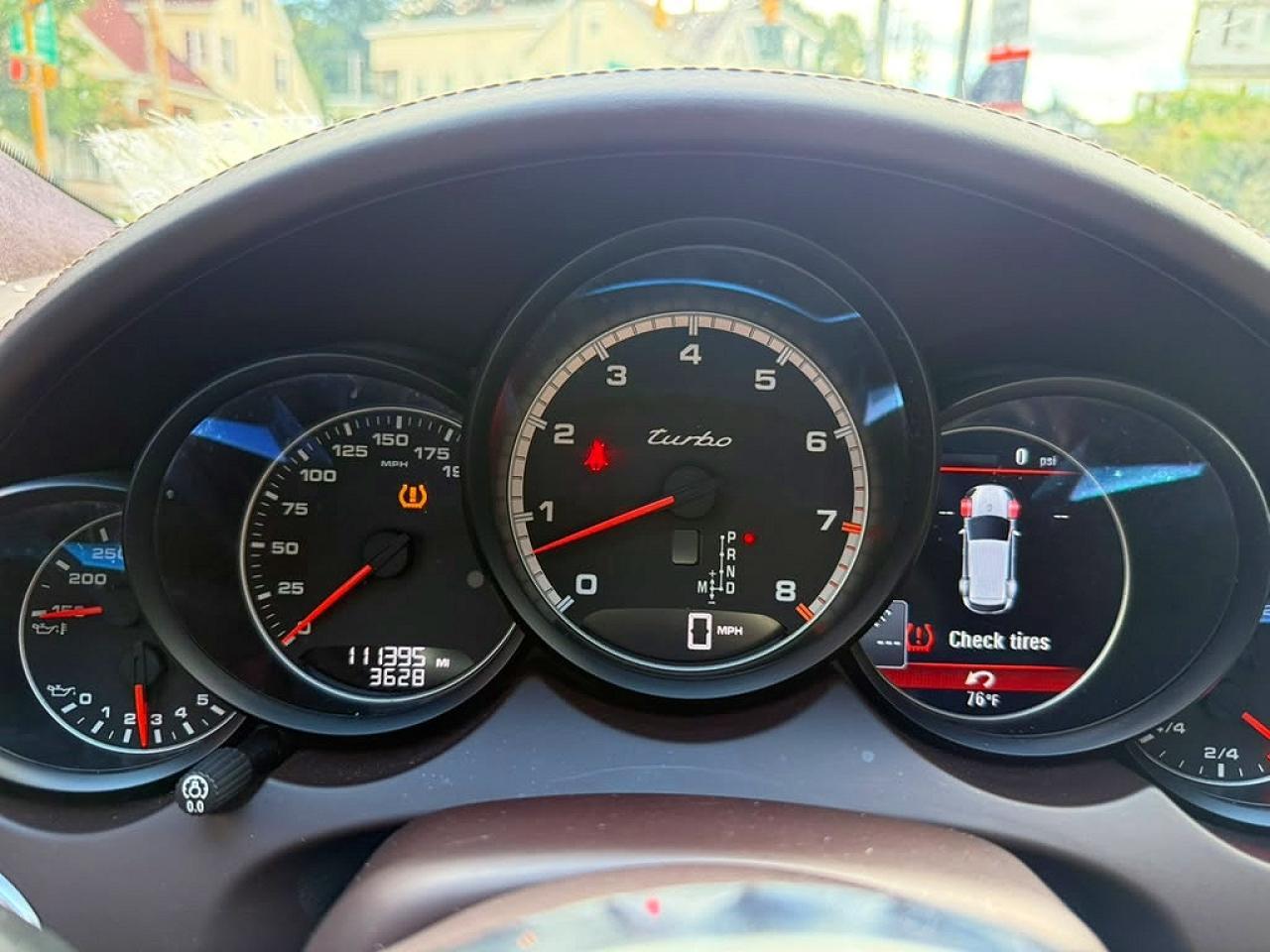 2016 Porsche Cayenne Turbo - zdjęcie 5