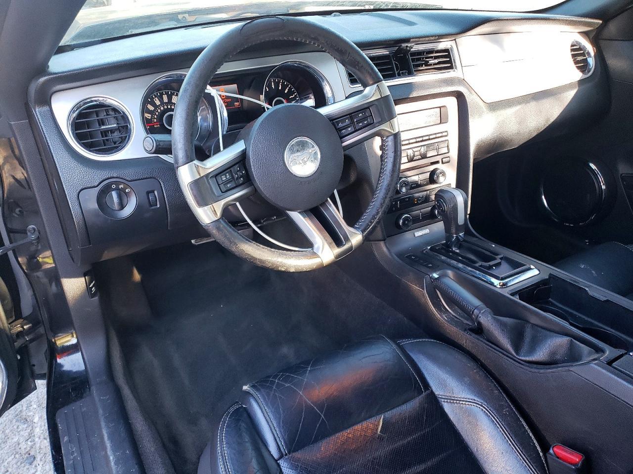 2014 Ford Mustang - zdjęcie 8