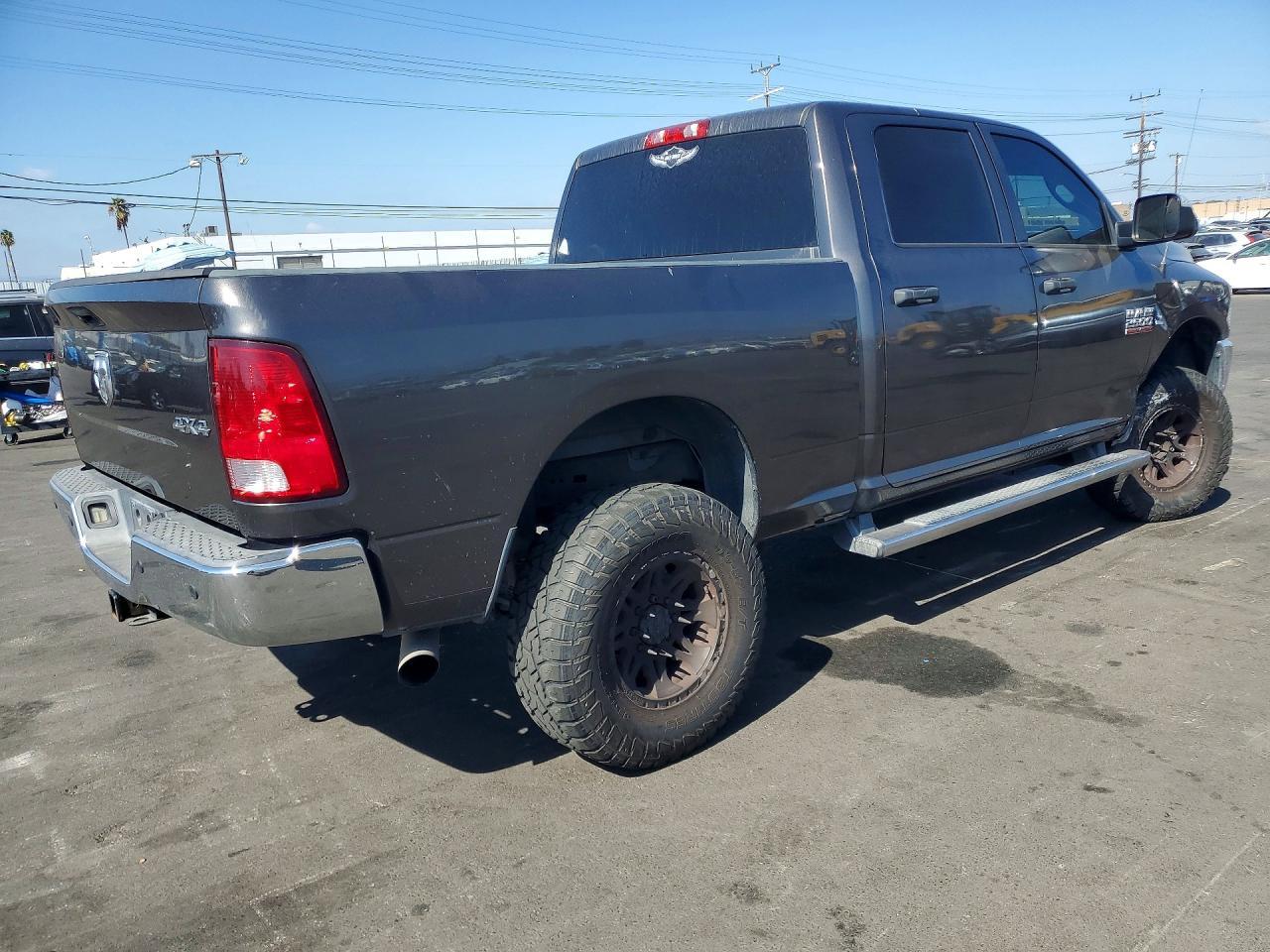 2017 Ram 2500 St - zdjęcie 3