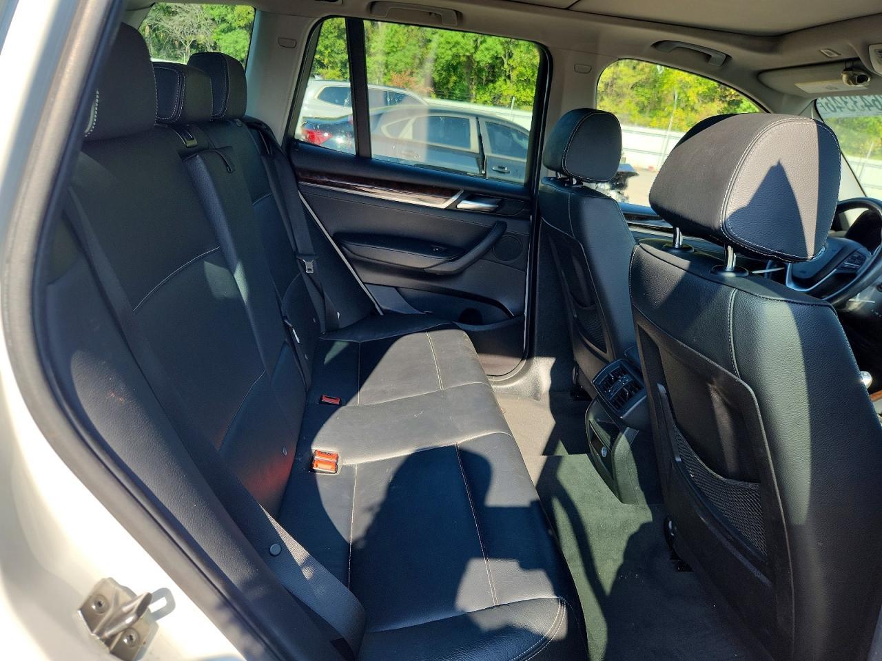 2017 BMW X3 Sdrive28I - zdjęcie 11