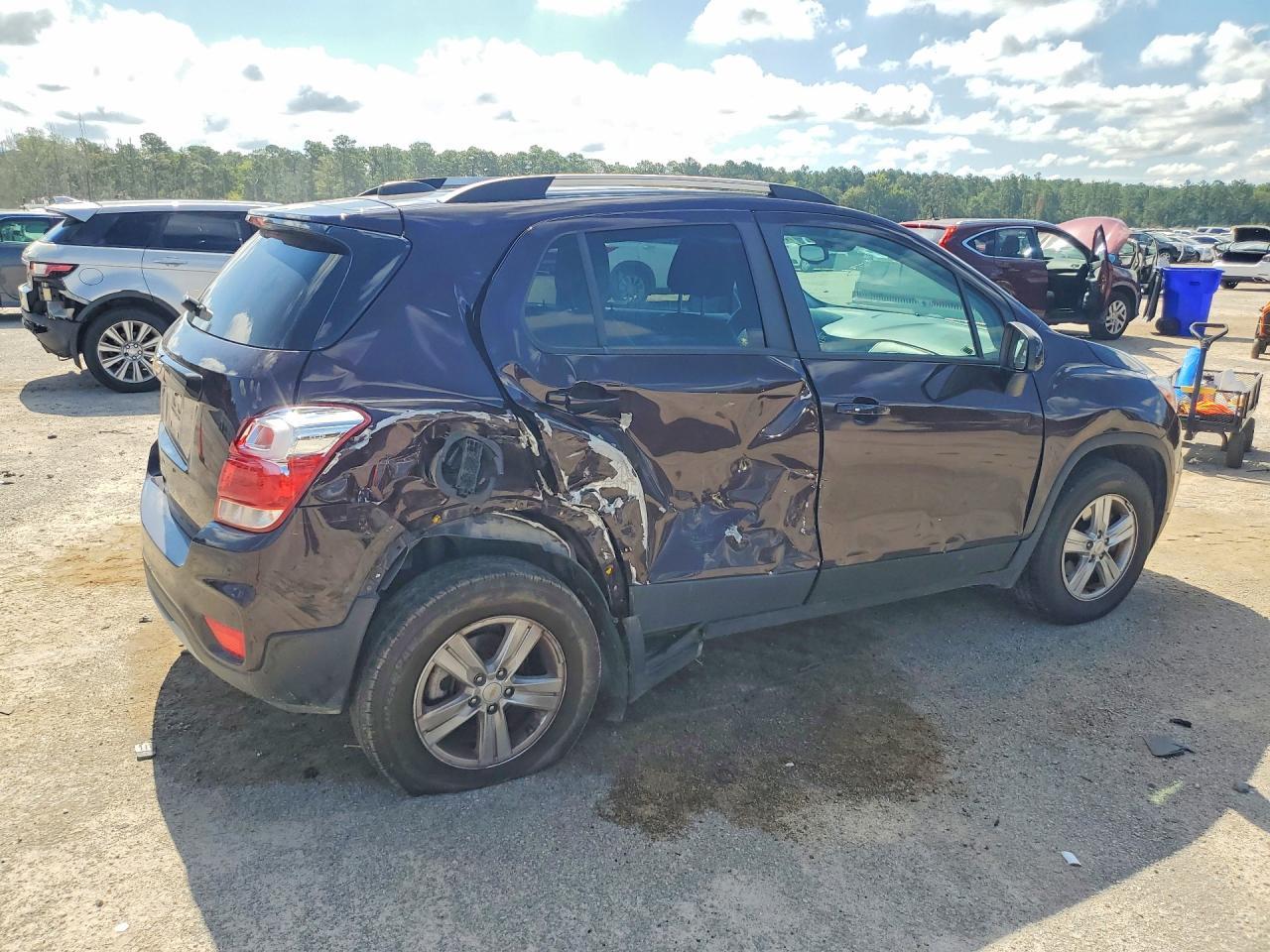 2021 Chevrolet Trax 1Lt - zdjęcie 3