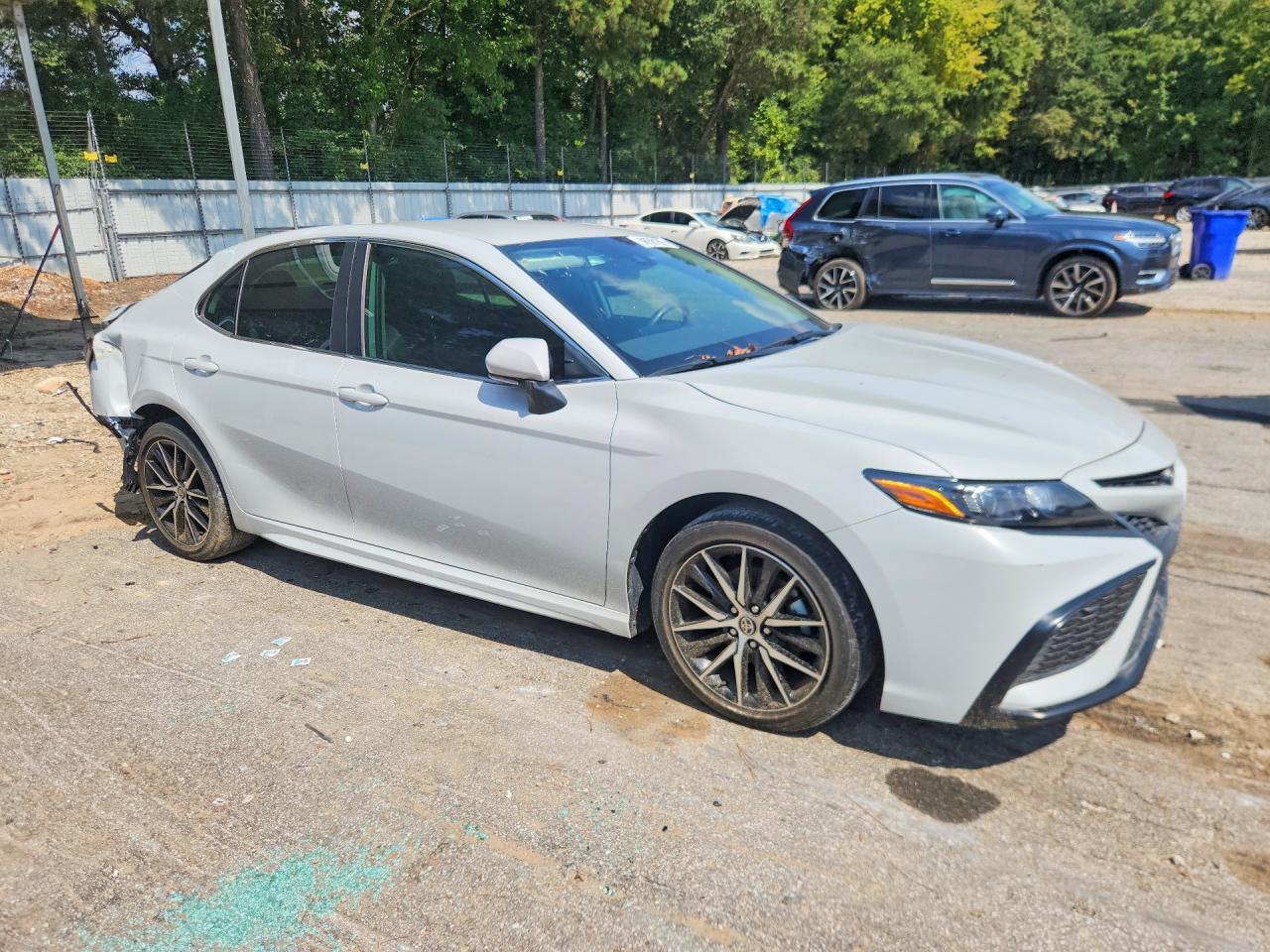 2023 Toyota Camry Se - zdjęcie 4