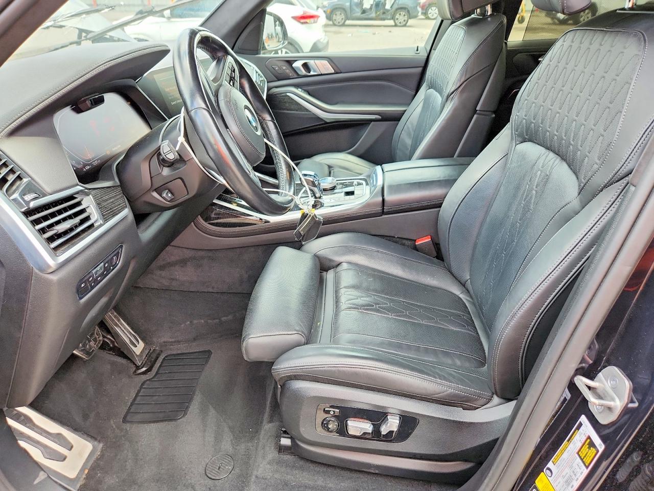 2022 BMW X7 xDrive40I - zdjęcie 7